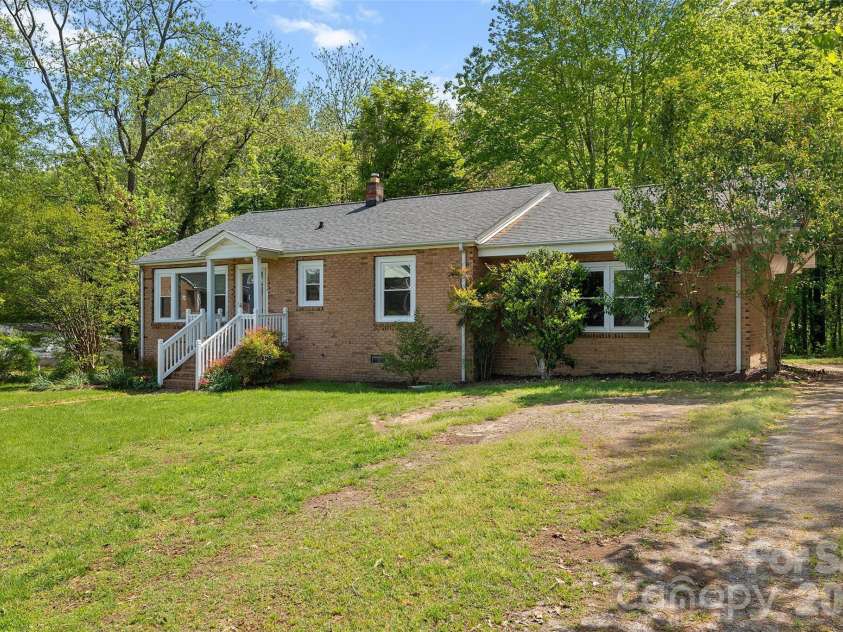 1514 Franklin Street, Gastonia, NC 28054.  MLS# CAR4368520, YatesRealty ID 13026. 