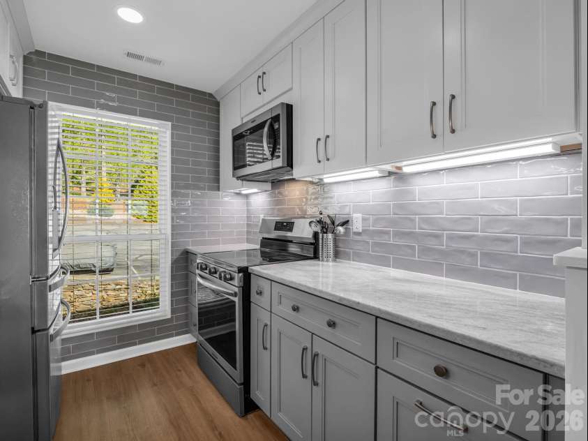 2881 White Oak Mountain Road, Columbus, NC 28722.  MLS# CAR4371234, YatesRealty ID 13027. Updated kitchen