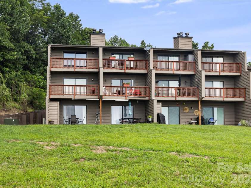 2881 White Oak Mountain Road, Columbus, NC 28722.  MLS# CAR4409753, YatesRealty ID 13027. 