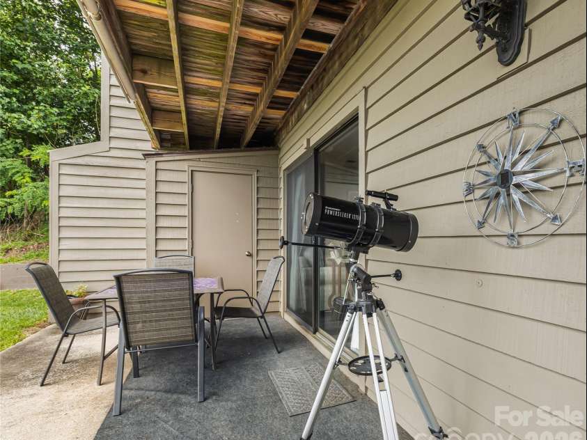 2881 White Oak Mountain Road, Columbus, NC 28722.  MLS# CAR4409753, YatesRealty ID 13027. 