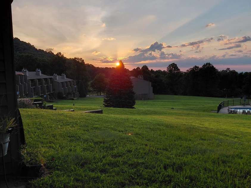 2881 White Oak Mountain Road, Columbus, NC 28722.  MLS# CAR4409753, YatesRealty ID 13027. 