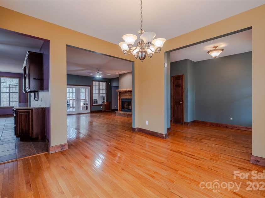 369 Falcon Drive, Concord, NC 28025.  MLS# CAR4223316, YatesRealty ID 13029. 