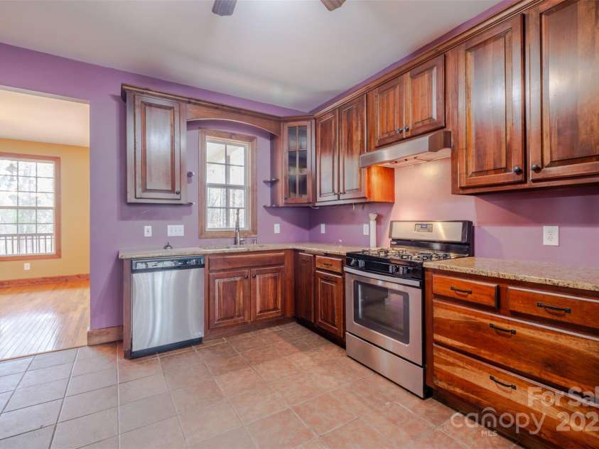 369 Falcon Drive, Concord, NC 28025.  MLS# CAR4223316, YatesRealty ID 13029. 