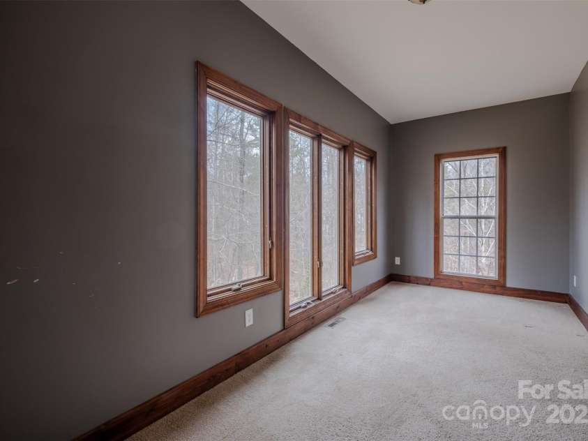 369 Falcon Drive, Concord, NC 28025.  MLS# CAR4223316, YatesRealty ID 13029. 