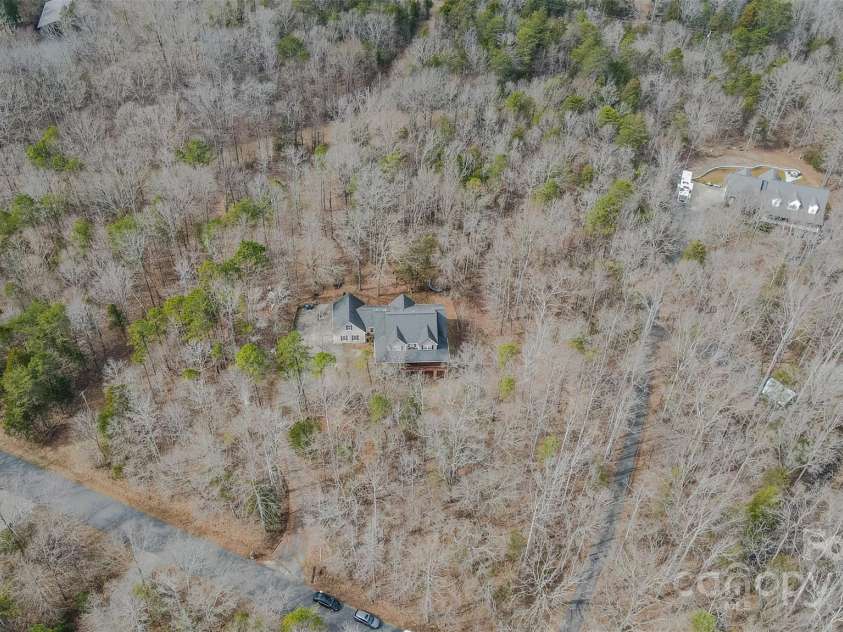 369 Falcon Drive, Concord, NC 28025.  MLS# CAR4223316, YatesRealty ID 13029. 