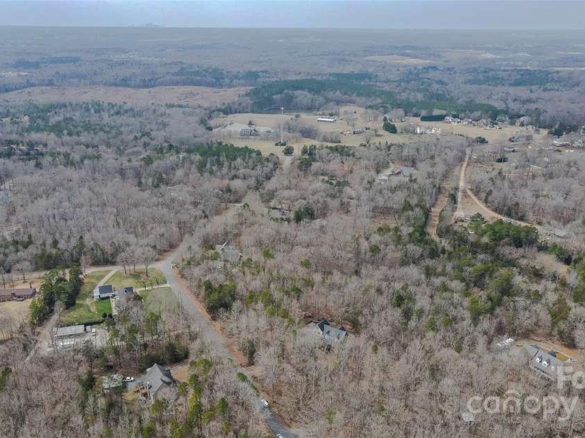 369 Falcon Drive, Concord, NC 28025.  MLS# CAR4223316, YatesRealty ID 13029. 