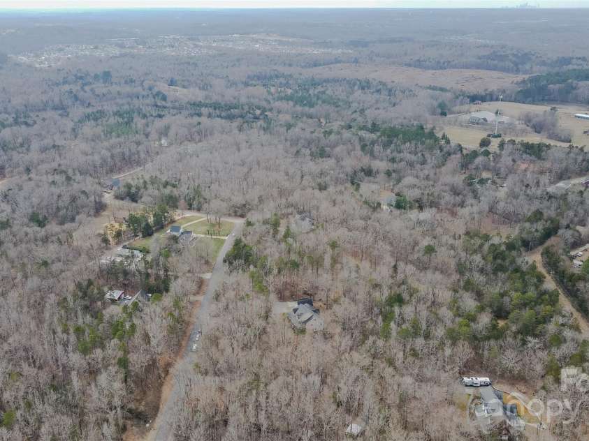 369 Falcon Drive, Concord, NC 28025.  MLS# CAR4223316, YatesRealty ID 13029. 