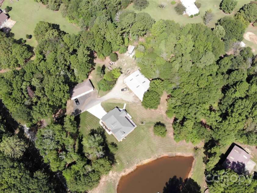 15027 Beatties Ford Road, Huntersville, NC 28078.  MLS# CAR4308450, YatesRealty ID 1303. 