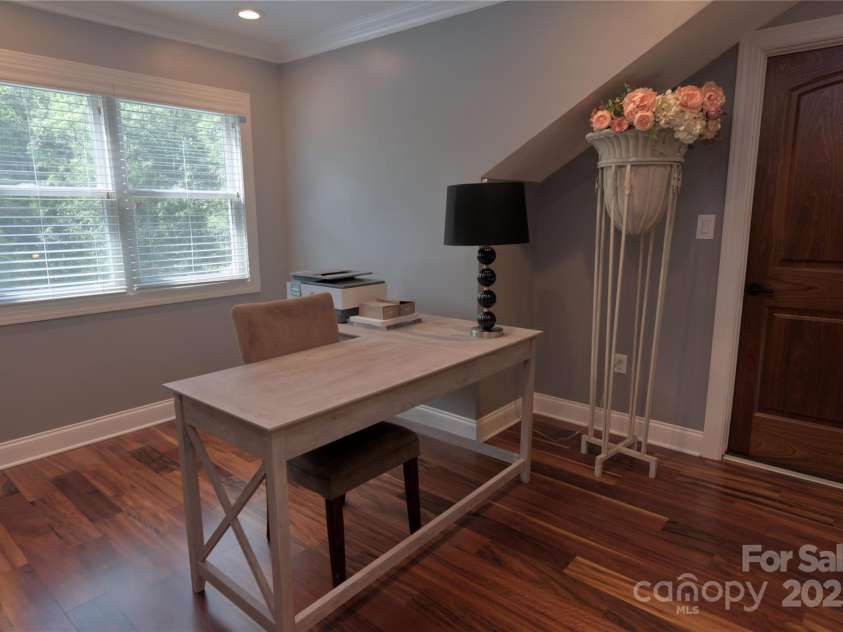 15027 Beatties Ford Road, Huntersville, NC 28078.  MLS# CAR4308450, YatesRealty ID 1303. Loft area/office