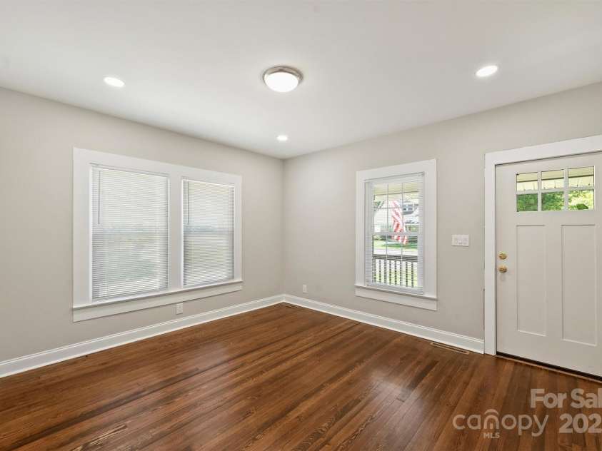 237 McNeely Avenue, Mooresville, NC 28115.  MLS# CAR4227301, YatesRealty ID 1303. 