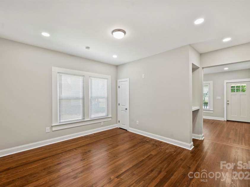 237 McNeely Avenue, Mooresville, NC 28115.  MLS# CAR4227301, YatesRealty ID 1303. 