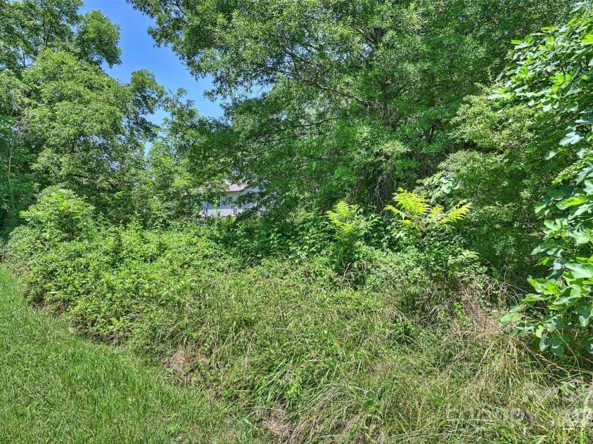 237 McNeely Avenue, Mooresville, NC 28115.  MLS# CAR4227301, YatesRealty ID 1303. 