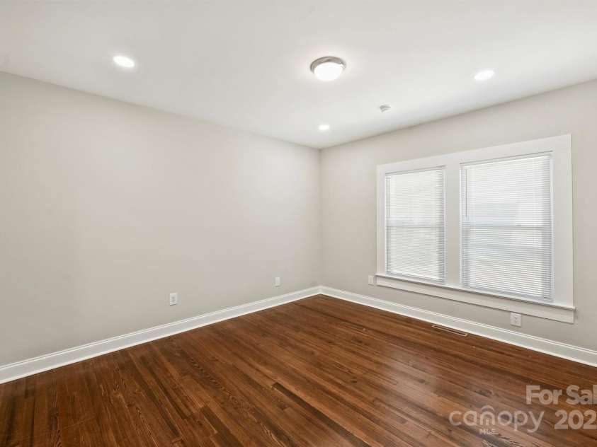 237 McNeely Avenue, Mooresville, NC 28115.  MLS# CAR4227301, YatesRealty ID 1303. Dining Area