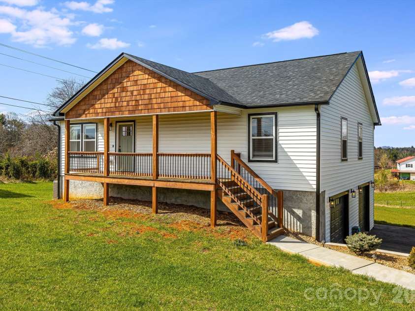 1021 Alexander Road, Leicester, NC 28748.  MLS# CAR4357955, YatesRealty ID 13030. 