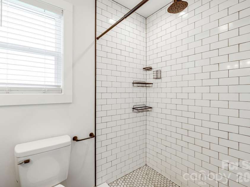 1021 Alexander Road, Leicester, NC 28748.  MLS# CAR4357955, YatesRealty ID 13030. 