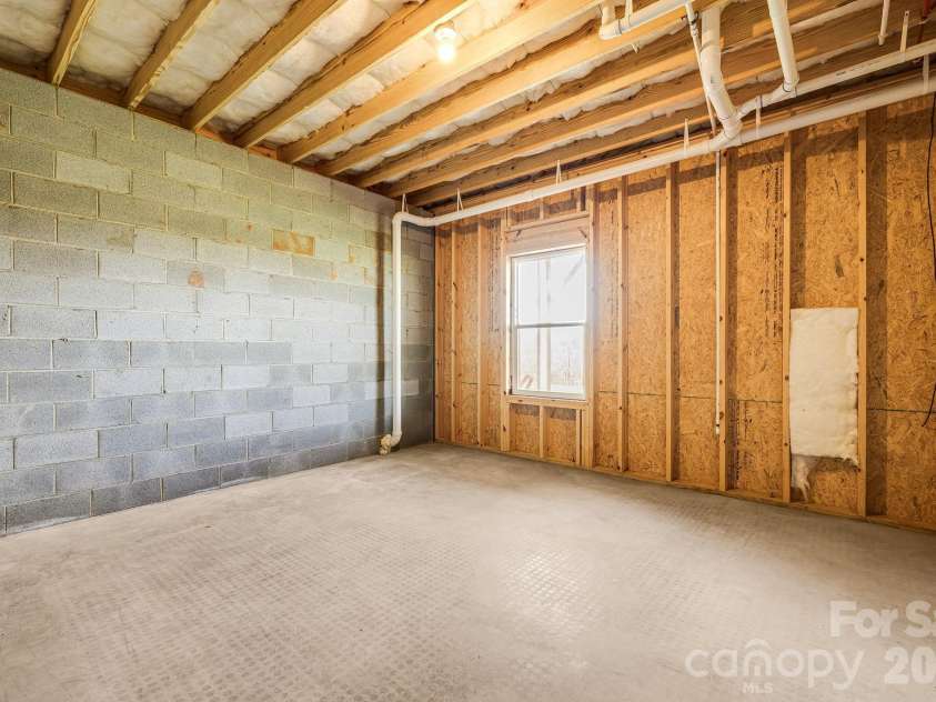 1021 Alexander Road, Leicester, NC 28748.  MLS# CAR4357955, YatesRealty ID 13030. 