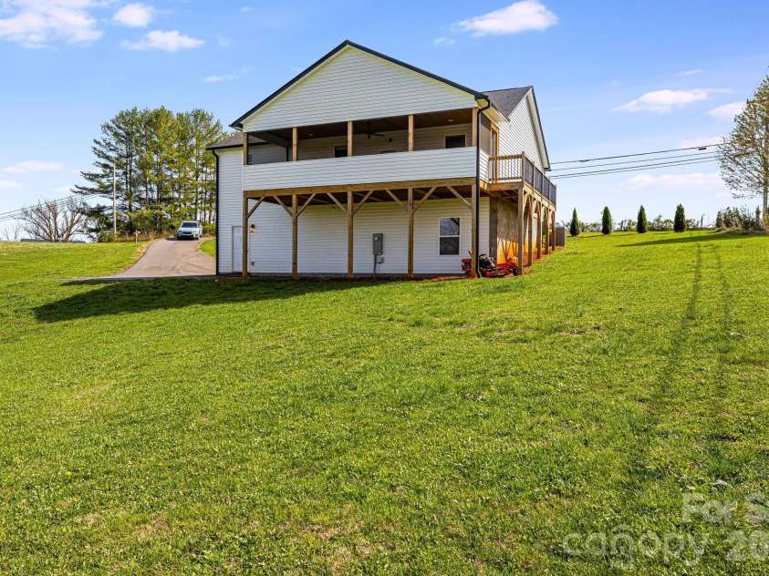 1021 Alexander Road, Leicester, NC 28748.  MLS# CAR4357955, YatesRealty ID 13030. 