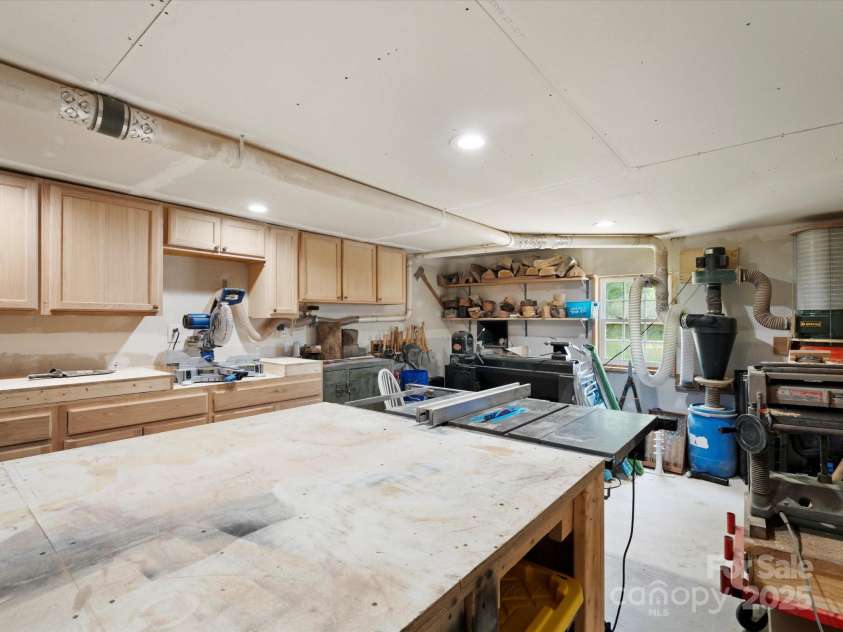 613 Pine Street, Kershaw, SC 29067.  MLS# CAR4251653, YatesRealty ID 13030. 