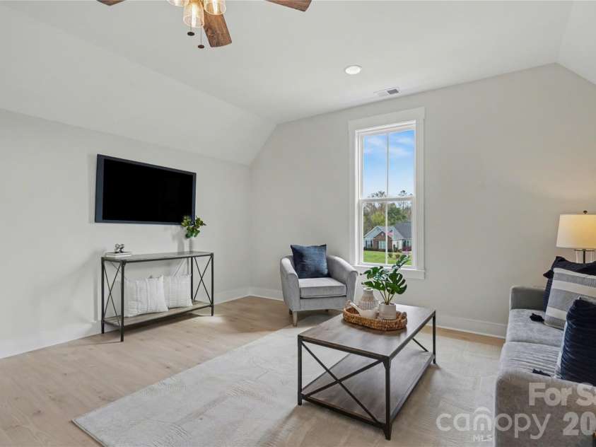 185 Bellingshire Drive, Mt Ulla, NC 28125.  MLS# CAR4353309, YatesRealty ID 13031. 