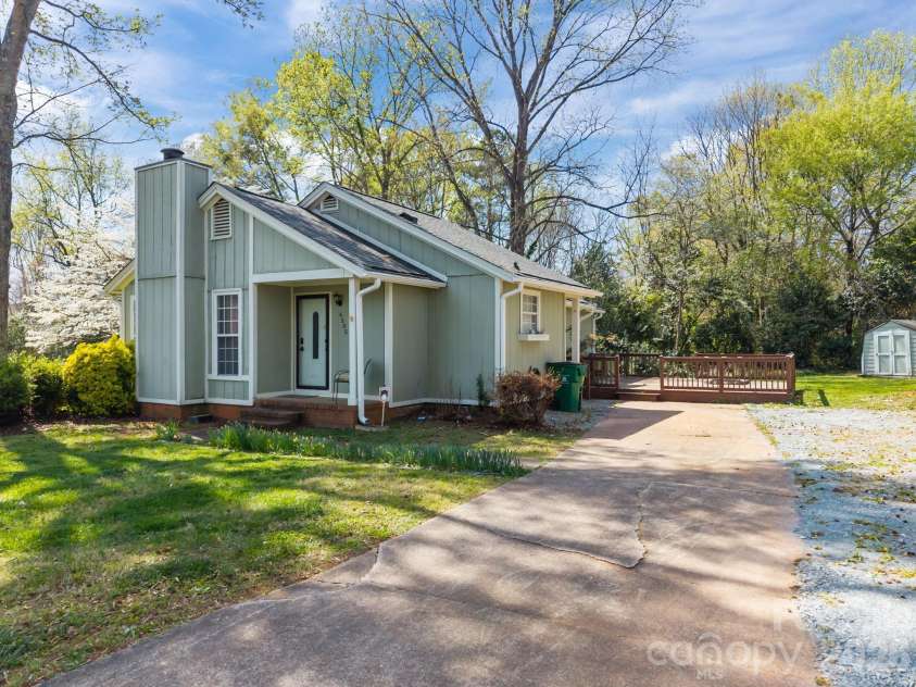 6505 Fallen Spruce Court, Charlotte, NC 28227.  MLS# CAR4361807, YatesRealty ID 13032. 