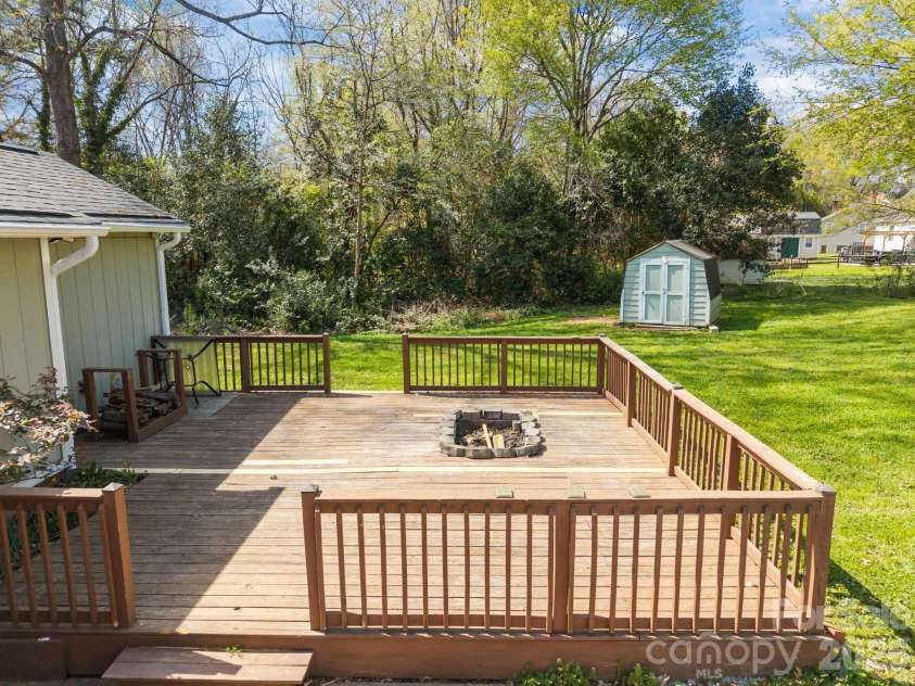6505 Fallen Spruce Court, Charlotte, NC 28227.  MLS# CAR4361807, YatesRealty ID 13032. 