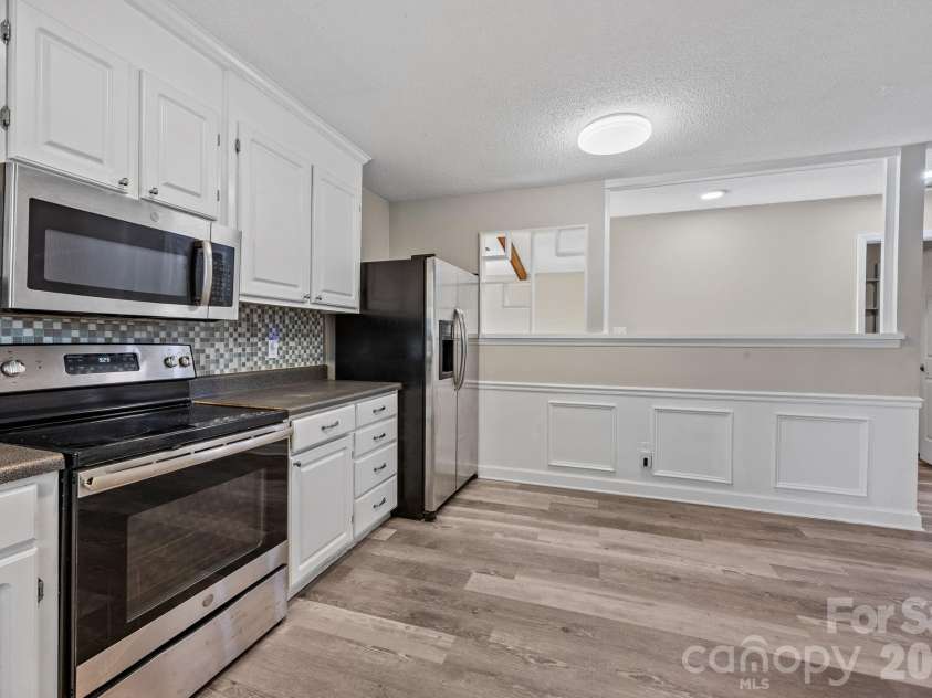 6505 Fallen Spruce Court, Charlotte, NC 28227.  MLS# CAR4361807, YatesRealty ID 13032. 