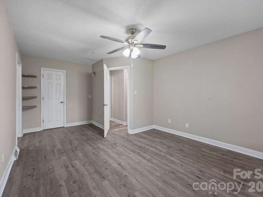 6505 Fallen Spruce Court, Charlotte, NC 28227.  MLS# CAR4361807, YatesRealty ID 13032. 
