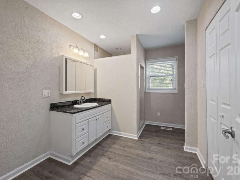 6505 Fallen Spruce Court, Charlotte, NC 28227.  MLS# CAR4361807, YatesRealty ID 13032. 