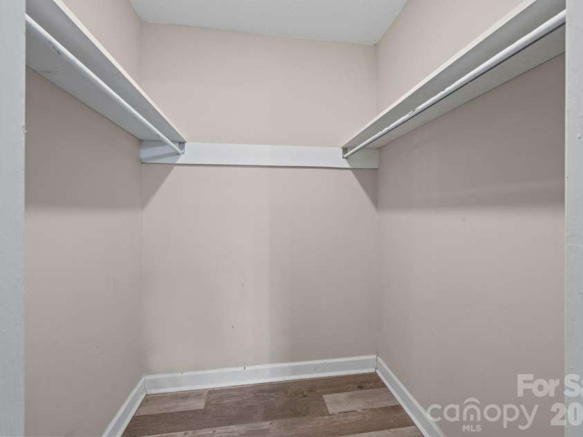 6505 Fallen Spruce Court, Charlotte, NC 28227.  MLS# CAR4361807, YatesRealty ID 13032. Walk in closet