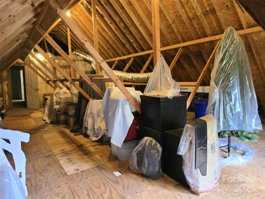 534 Ballymote Court, Matthews, NC 28104.  MLS# CAR4254884, YatesRealty ID 13034. HUGE storgage area