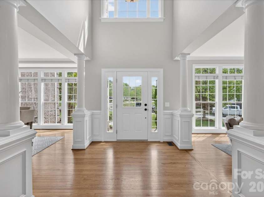 8700 Edgewater Court, Waxhaw, NC 28173.  MLS# CAR4369059, YatesRealty ID 13034. 
