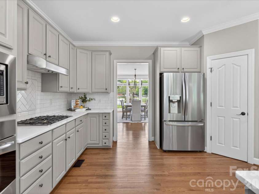 8700 Edgewater Court, Waxhaw, NC 28173.  MLS# CAR4369059, YatesRealty ID 13034. 