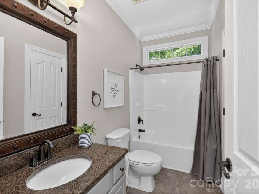 8700 Edgewater Court, Waxhaw, NC 28173.  MLS# CAR4369059, YatesRealty ID 13034. 