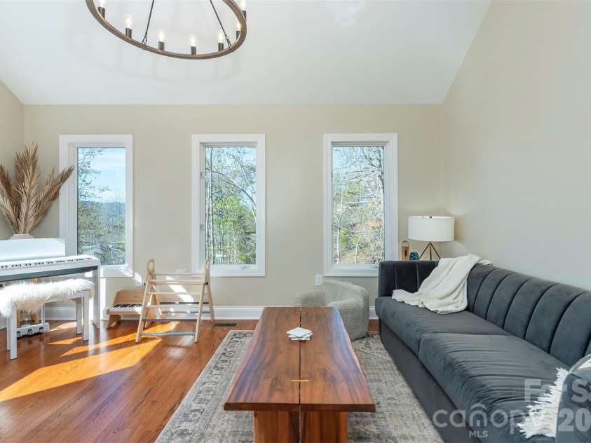11 High Meadow Drive, Weaverville, NC 28787.  MLS# CAR4369985, YatesRealty ID 13035. 