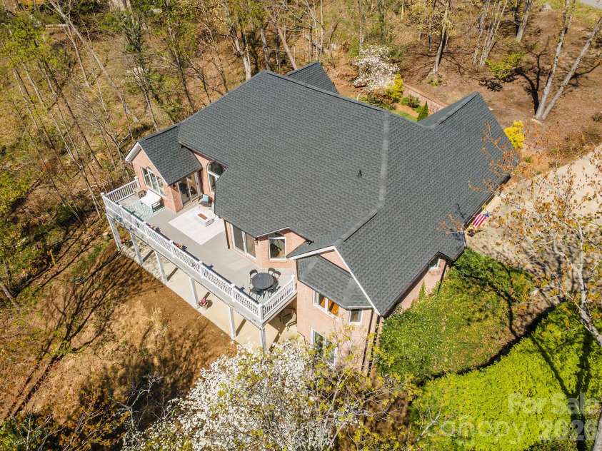 11 High Meadow Drive, Weaverville, NC 28787.  MLS# CAR4369985, YatesRealty ID 13035. 