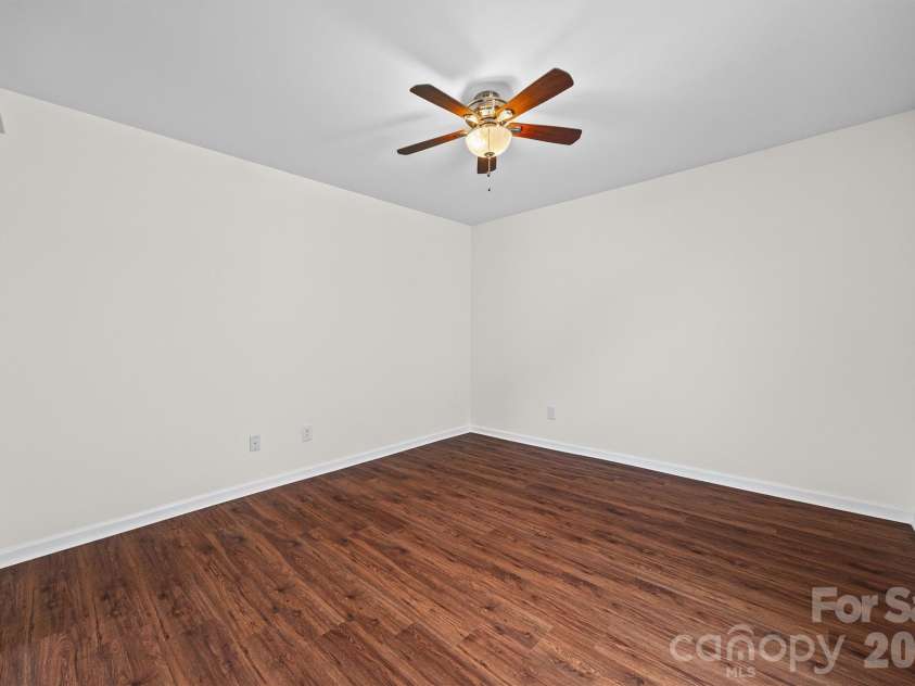 526 Danson Drive, Fort Mill, SC 29715.  MLS# CAR4354360, YatesRealty ID 13036. Bedroom 3