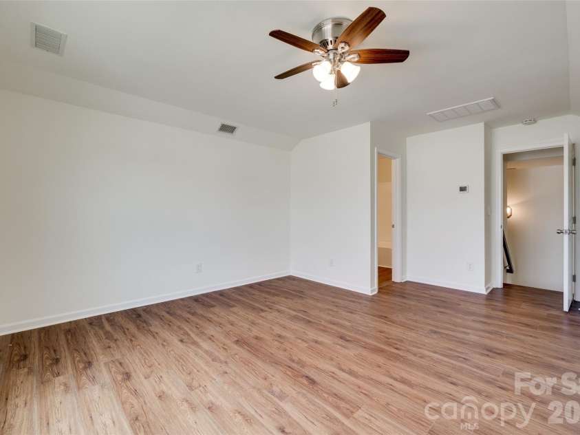 526 Danson Drive, Fort Mill, SC 29715.  MLS# CAR4354360, YatesRealty ID 13036. Bedroom 4