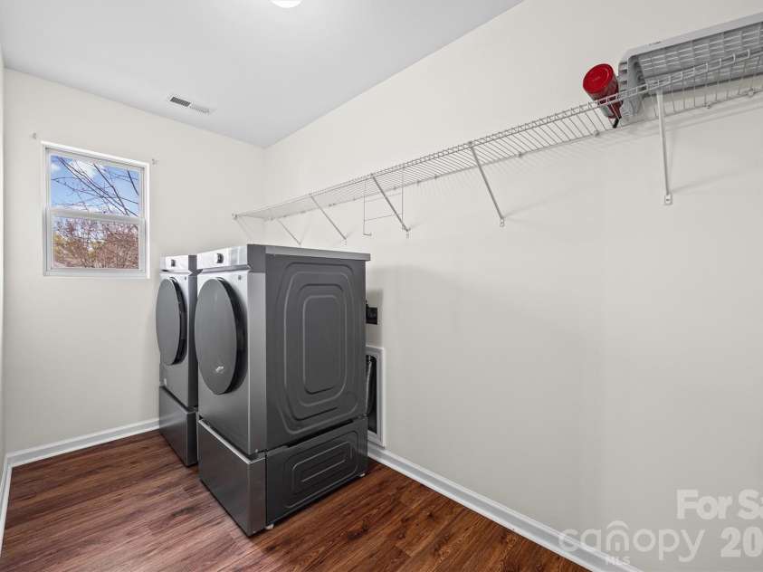526 Danson Drive, Fort Mill, SC 29715.  MLS# CAR4354360, YatesRealty ID 13036. Laundry Room