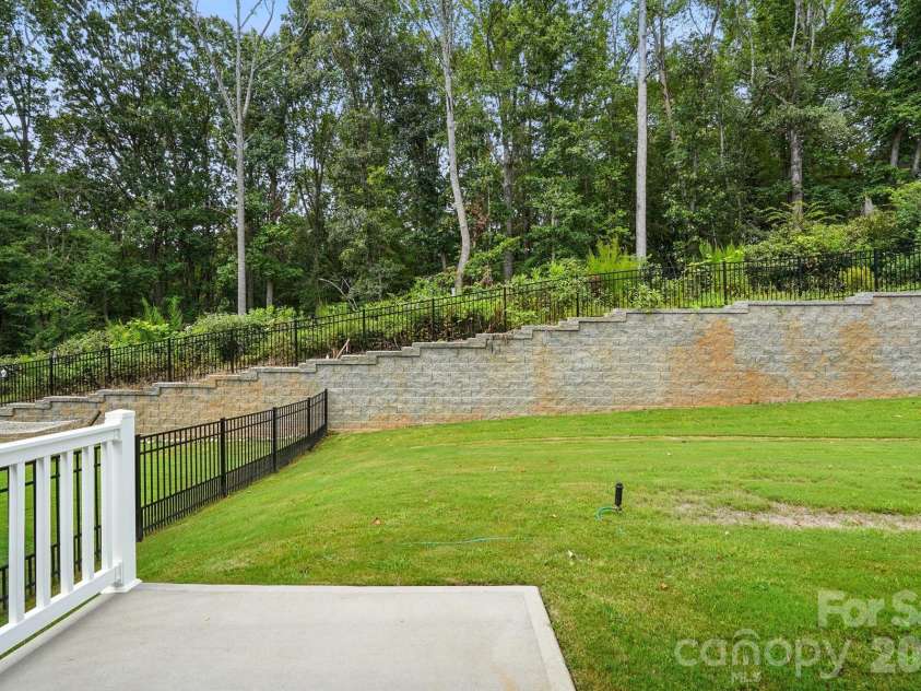 138 Prestwick Way, Mooresville, NC 28115.  MLS# CAR4285533, YatesRealty ID 13039. Backyard