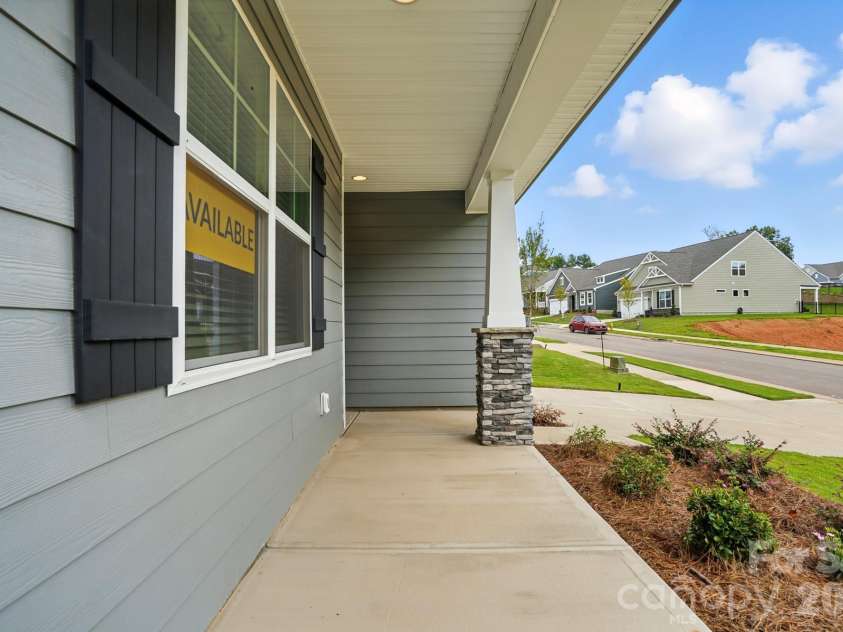 138 Prestwick Way, Mooresville, NC 28115.  MLS# CAR4285533, YatesRealty ID 13039. Nice front porch
