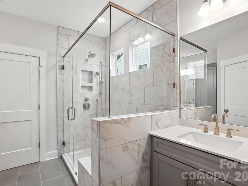 138 Prestwick Way, Mooresville, NC 28115.  MLS# CAR4285533, YatesRealty ID 13039. Primary bathroom