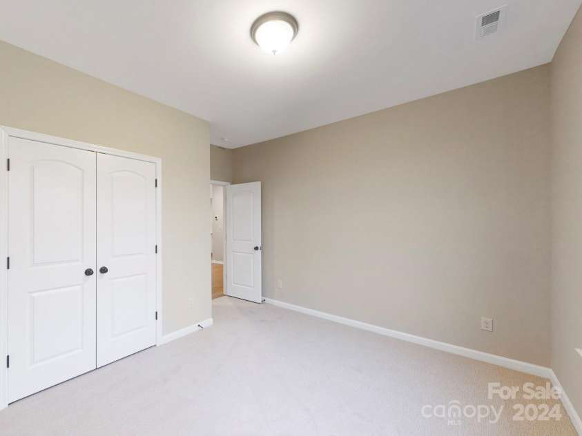 216 Warfield Drive, Mooresville, NC 28115.  MLS# CAR4190696, YatesRealty ID 13039. For representation purposes only