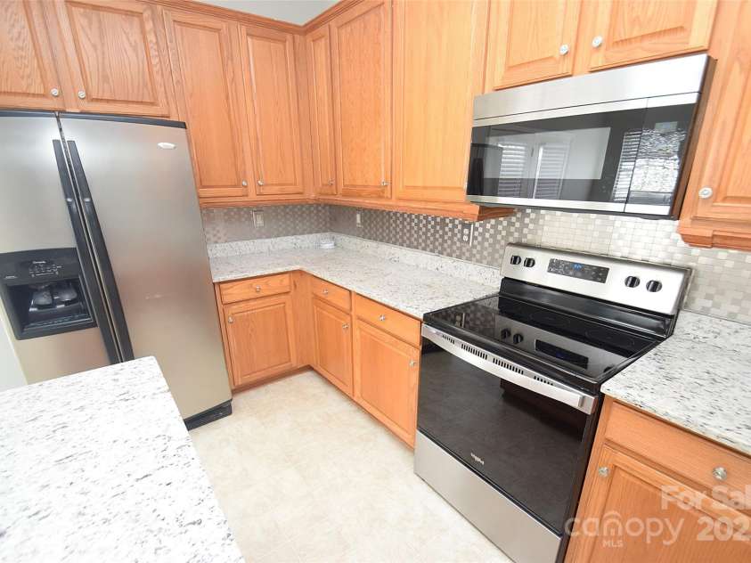 3800 York Alley, Lake Park, NC 28079.  MLS# CAR4308884, YatesRealty ID 1304. 