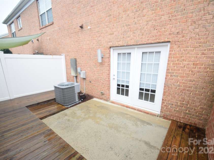 3800 York Alley, Lake Park, NC 28079.  MLS# CAR4308884, YatesRealty ID 1304. 