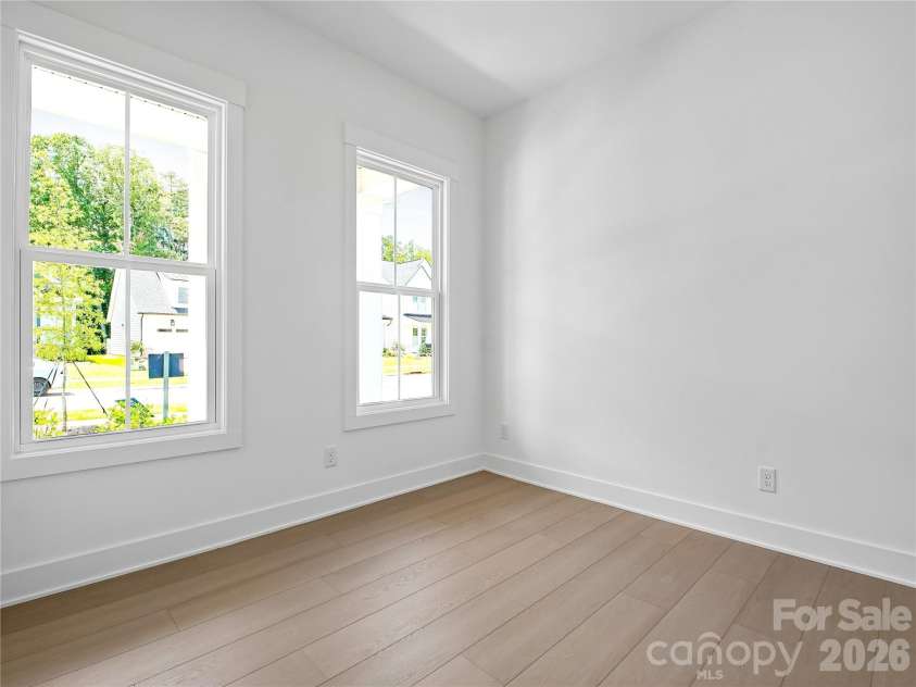 5321 Mint Harbor Way, Charlotte, NC 28269.  MLS# CAR4304757, YatesRealty ID 13042. Office