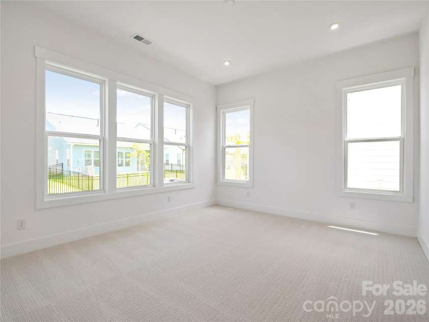 5321 Mint Harbor Way, Charlotte, NC 28269.  MLS# CAR4304757, YatesRealty ID 13042. Primary Bedroom