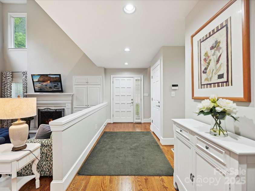 6647 Gaywind Drive, Charlotte, NC 28226.  MLS# CAR4258160, YatesRealty ID 13042. 