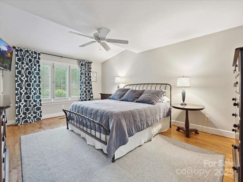 6647 Gaywind Drive, Charlotte, NC 28226.  MLS# CAR4258160, YatesRealty ID 13042. 