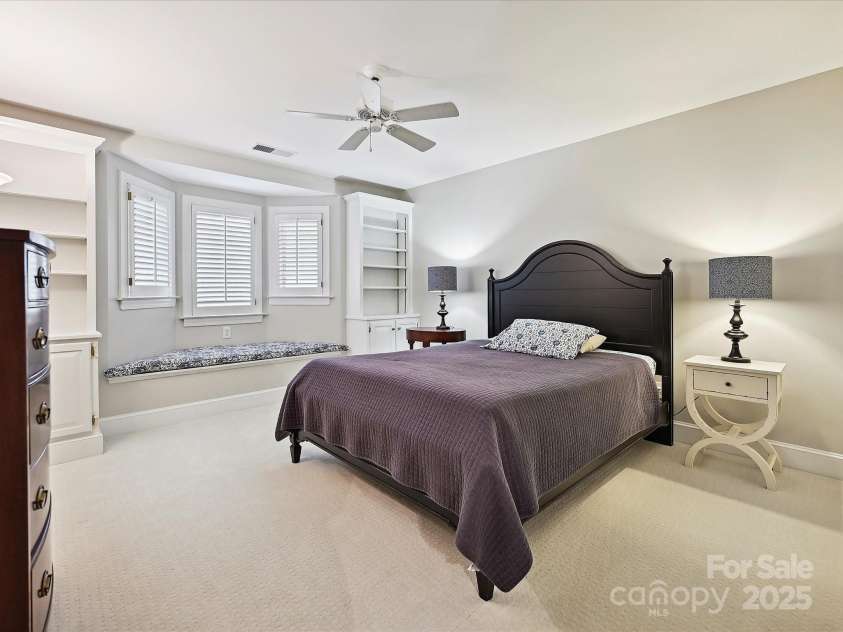 6647 Gaywind Drive, Charlotte, NC 28226.  MLS# CAR4258160, YatesRealty ID 13042. 