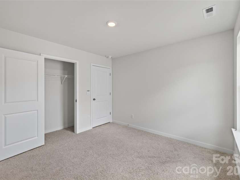 2058 10th Street, Hickory, NC 28602.  MLS# CAR4322761, YatesRealty ID 13043. 